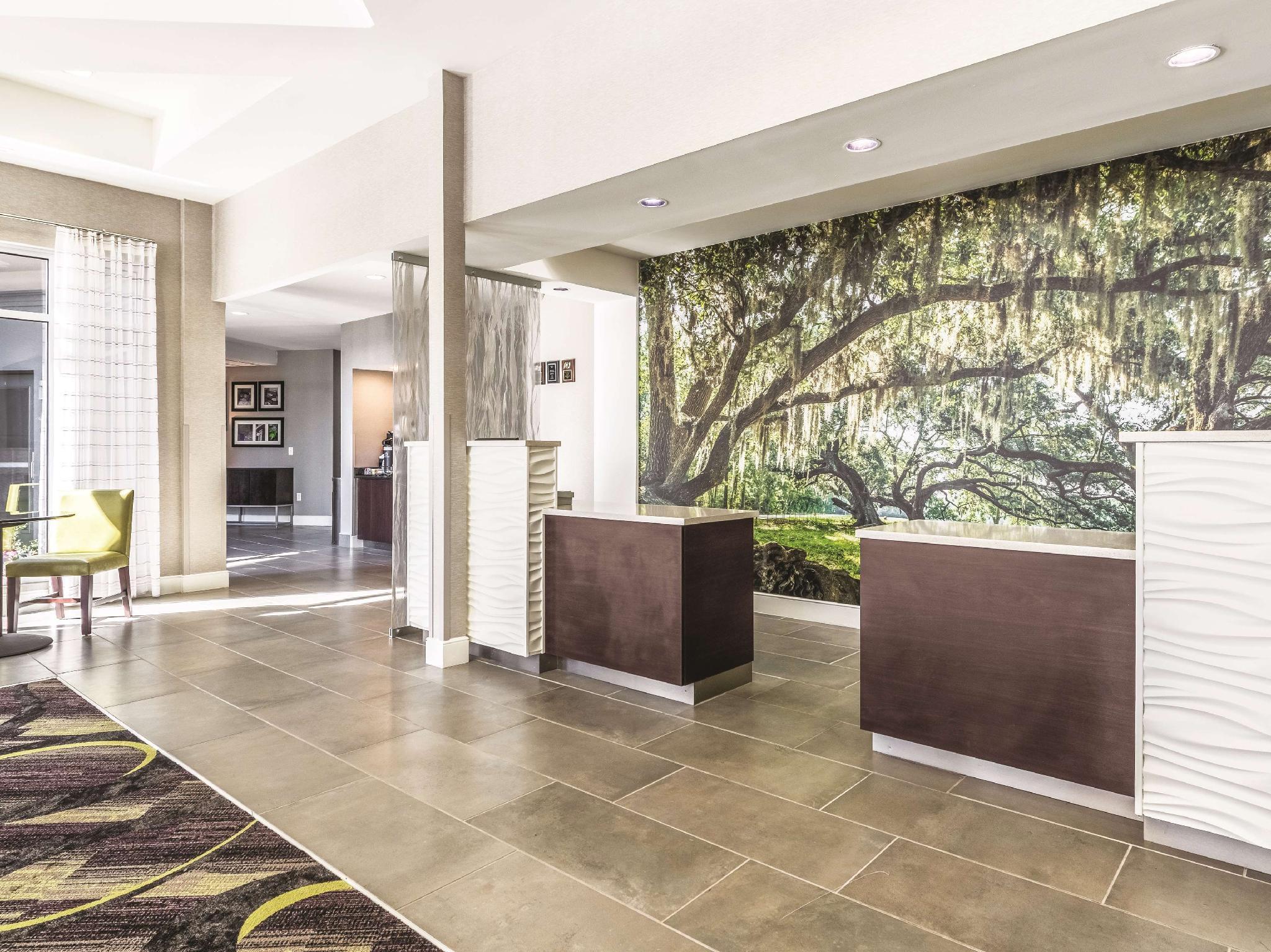 Hotel La Quinta By Wyndham Alexandria Airport Exteriér fotografie
