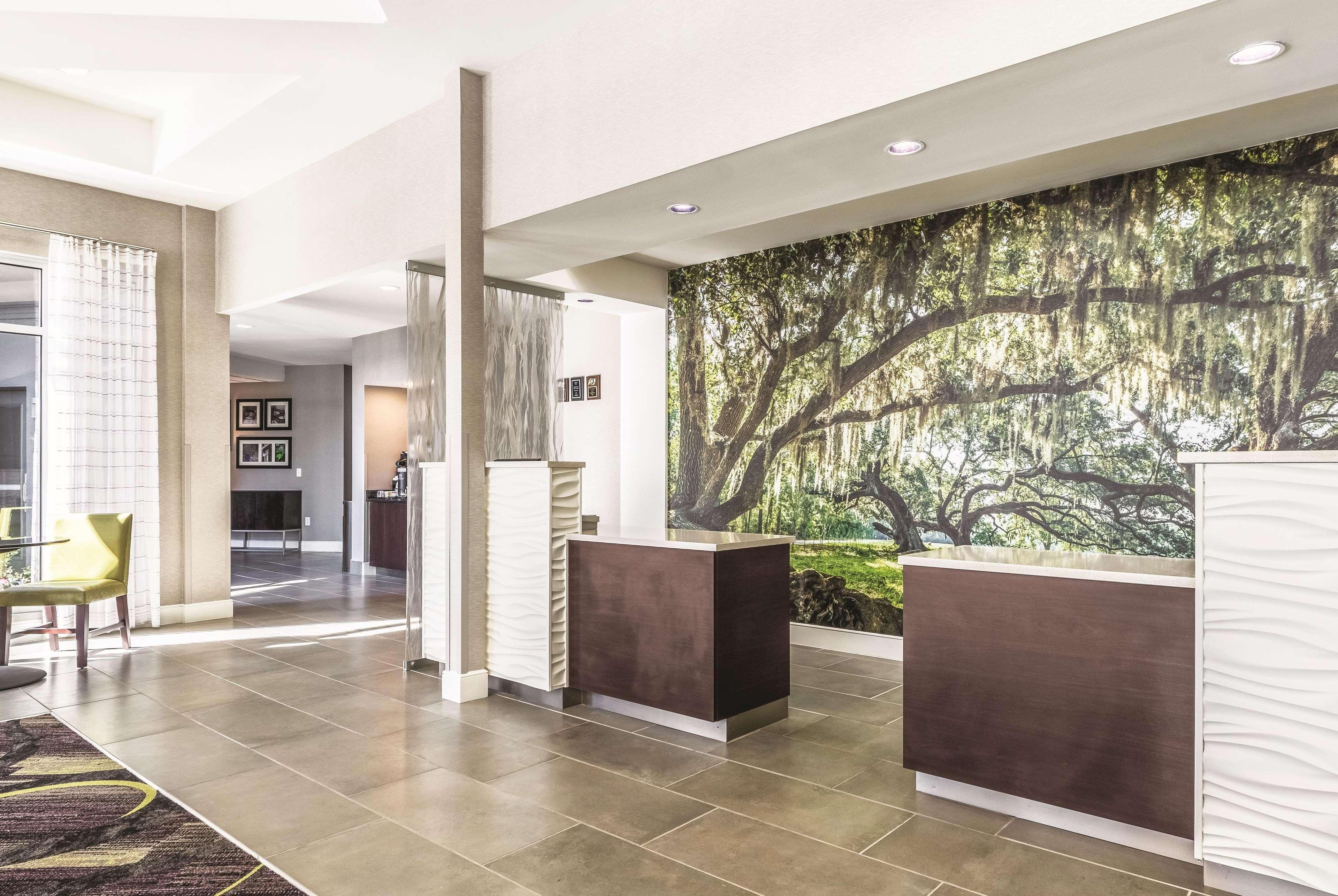 Hotel La Quinta By Wyndham Alexandria Airport Exteriér fotografie