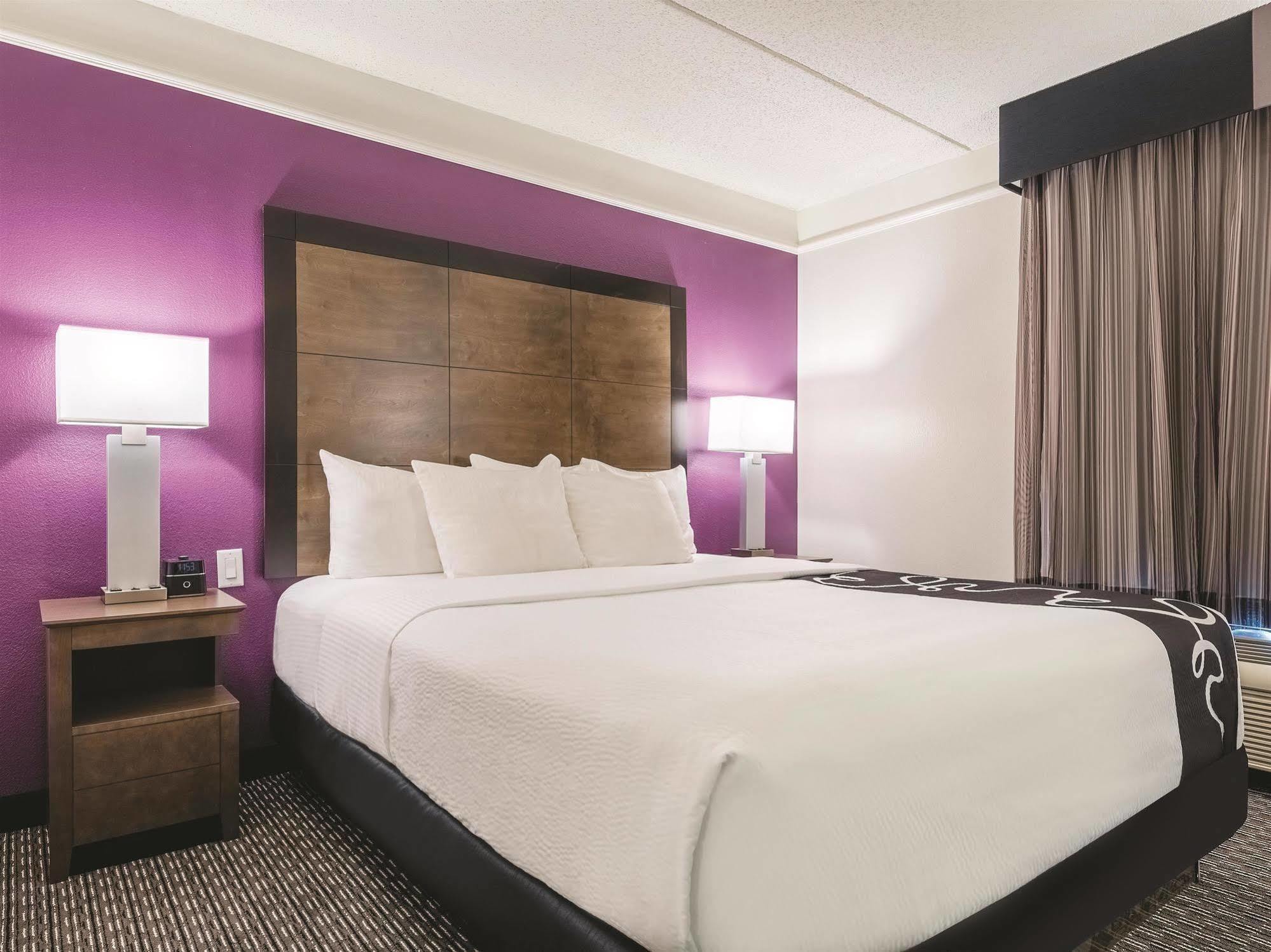 Hotel La Quinta By Wyndham Alexandria Airport Exteriér fotografie